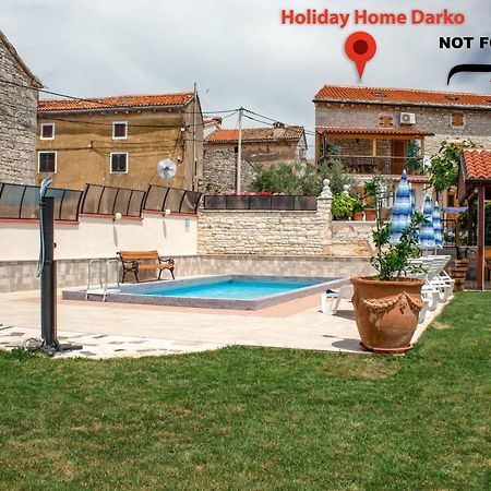 Holiday Home Darko สเวตวินเชนัต ภายนอก รูปภาพ